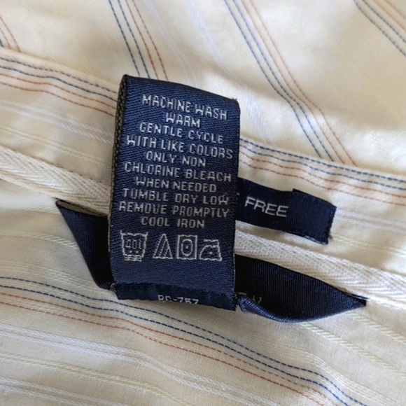 Van Heusen wrinkle free pinstripe button down light academia shirt pale yellow - Picture 8 of 9